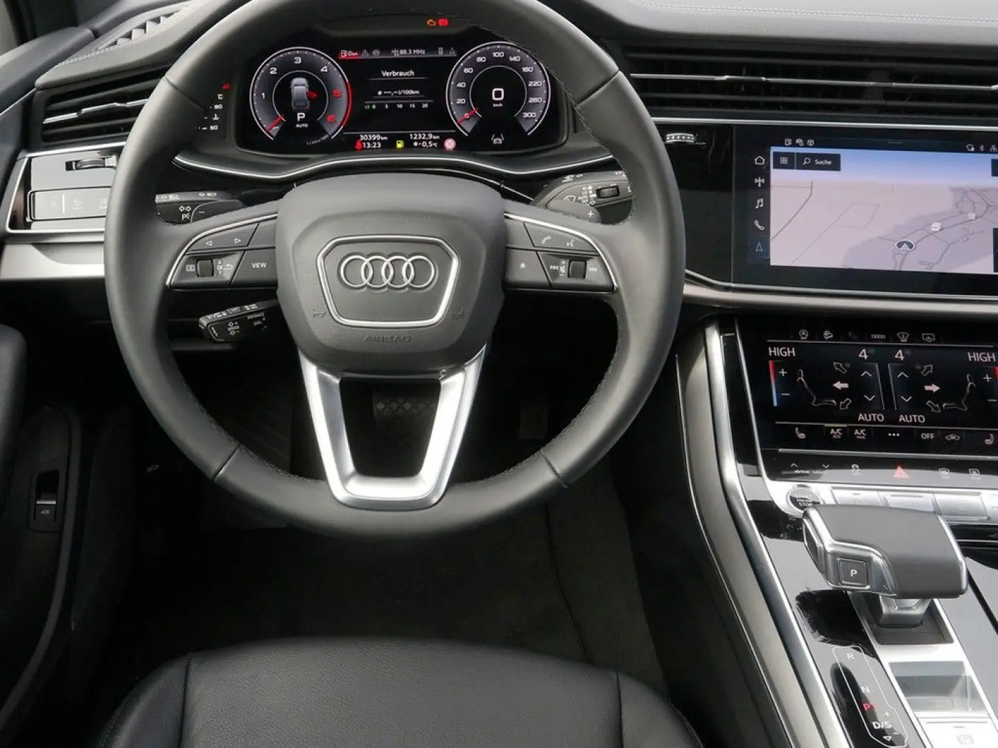 Q7 50 TDI quattro S line  Matrix