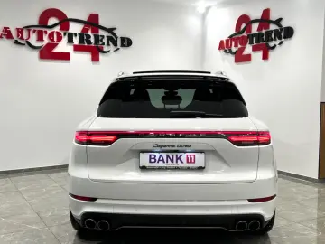 PORSCHE Cayenne Turbo +SPORT CHRONO+PANO+LEASING
