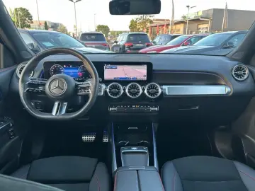 GLB 250 4M +AMG+MBUX+LED+KAM+SOUND+NIGHT+ASSIST+