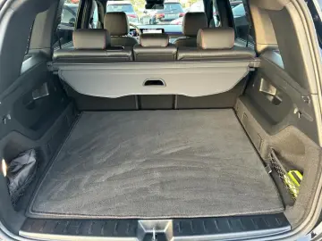 GLB 250 4M +AMG+MBUX+LED+KAM+SOUND+NIGHT+ASSIST+
