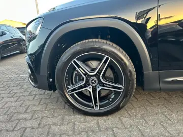 GLB 250 4M +AMG+MBUX+LED+KAM+SOUND+NIGHT+ASSIST+