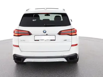 BMW X5 xDrive30d SAG M SPORT