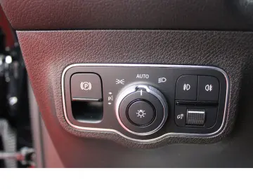 MERCEDES BENZ GLB 200 Business *LEASING