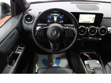 MERCEDES BENZ GLB 200 Business *LEASING