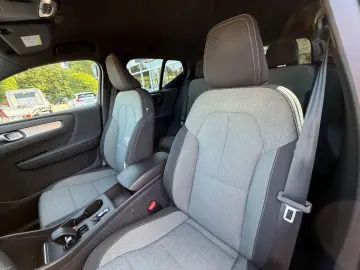VOLVO XC40 T4 Inscription,AHK,ACC,LEASING