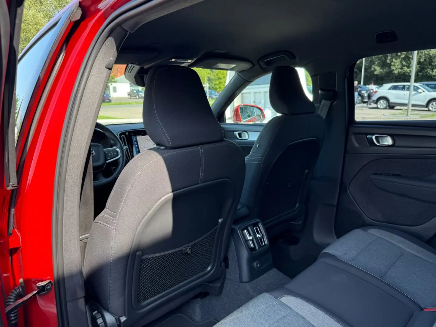 VOLVO XC40 T4 Inscription,AHK,ACC,LEASING