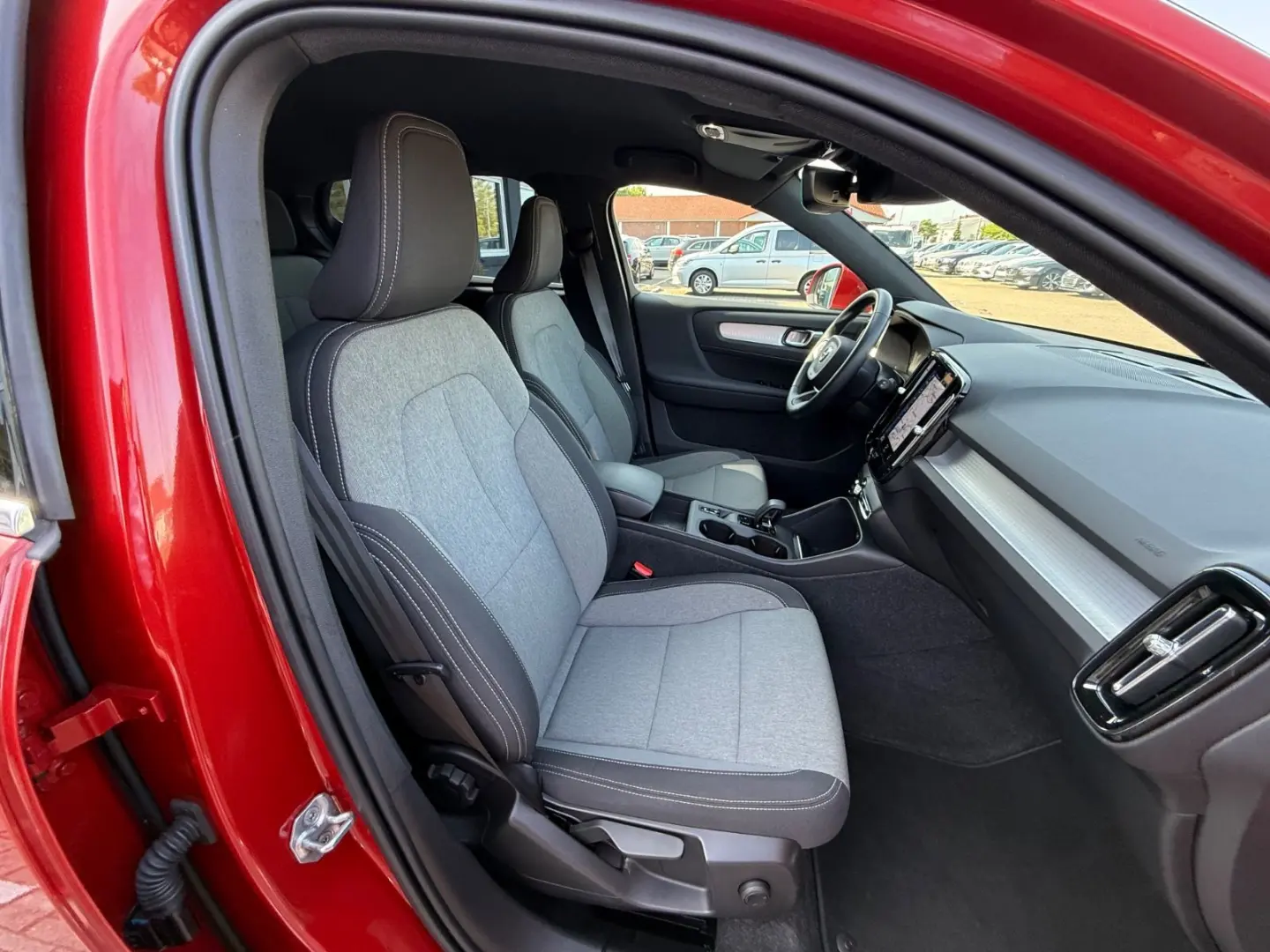 VOLVO XC40 T4 Inscription,AHK,ACC,LEASING