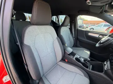 VOLVO XC40 T4 Inscription,AHK,ACC,LEASING