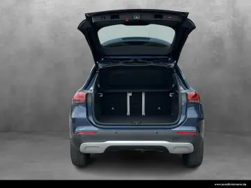 MERCEDES BENZ GLA 200 Style/Panorama/LED/LEASING