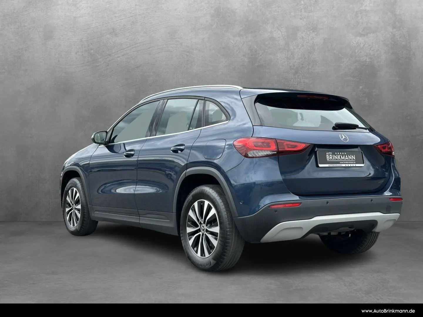 MERCEDES BENZ GLA 200 Style/Panorama/LED/LEASING