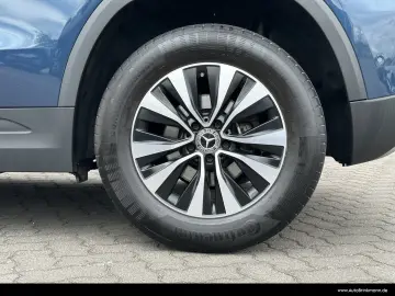 MERCEDES BENZ GLA 200 Style/Panorama/LED/LEASING