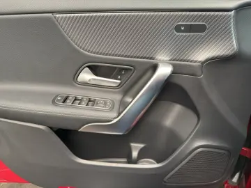 MERCEDES BENZ A180*Progressive*360°*LEASING