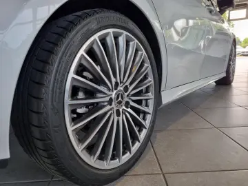 MERCEDES BENZ A 200 d +AMG+360+KEYLESS-LEASING