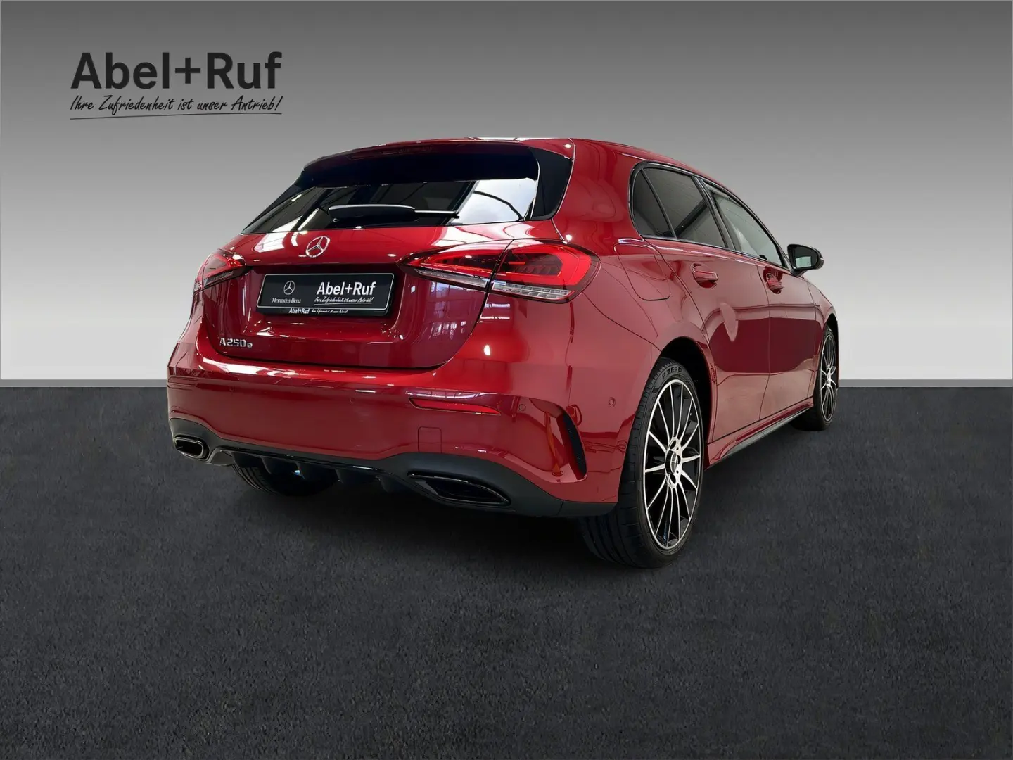 A 250 e AMG+MBUX+MULTI+NIGHT+Kamera+Ambiente+19