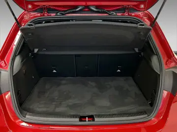 A 250 e AMG+MBUX+MULTI+NIGHT+Kamera+Ambiente+19