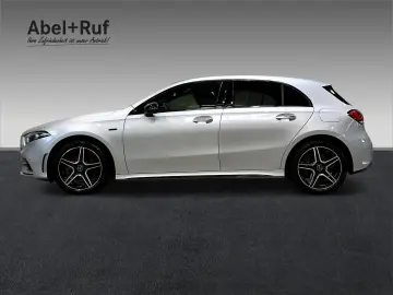 A 250 e AMG+MBUX+LED+NIGHT+Kamera+Pano+Ambi+TotW
