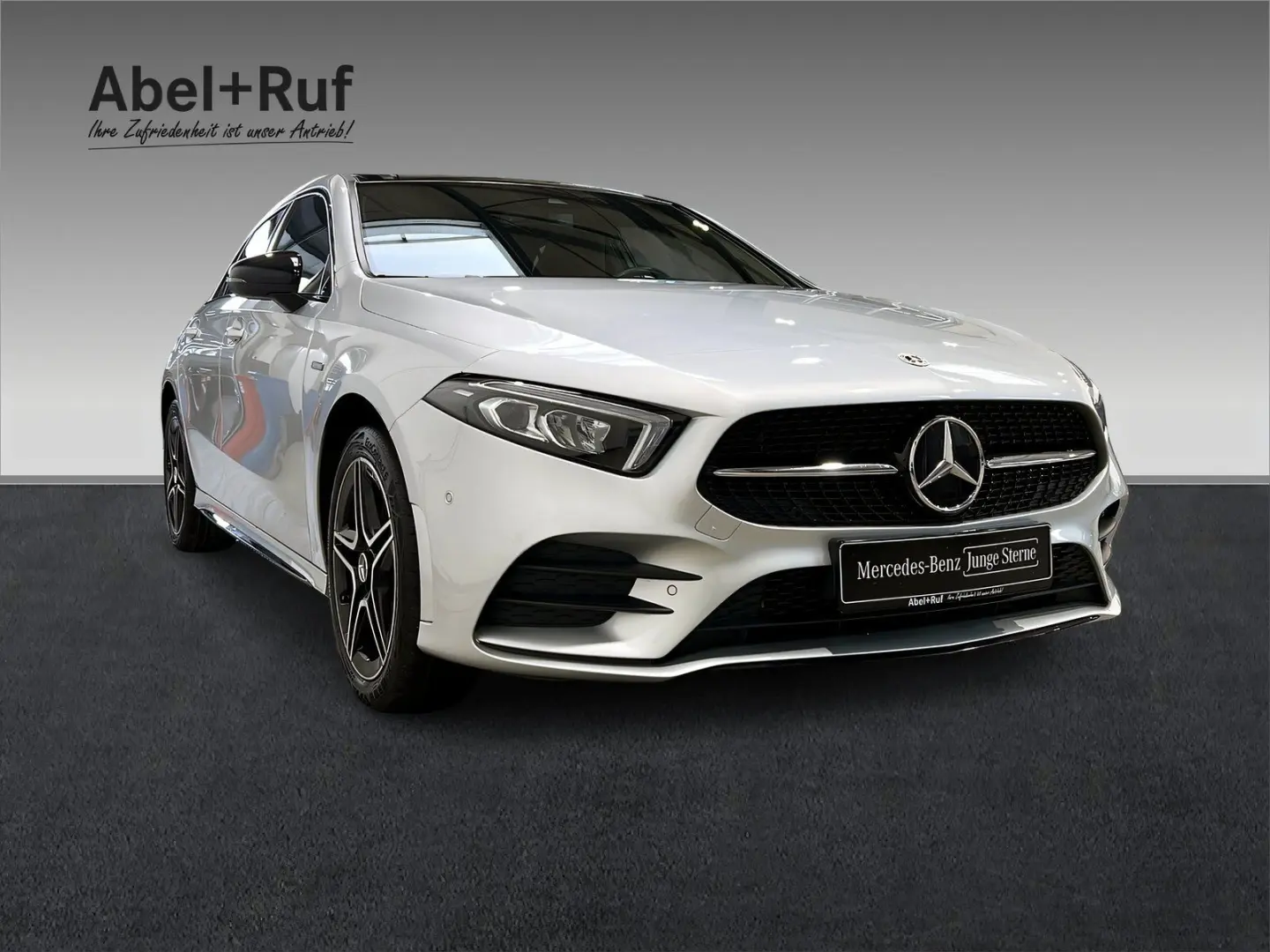 A 250 e AMG+MBUX+LED+NIGHT+Kamera+Pano+Ambi+TotW