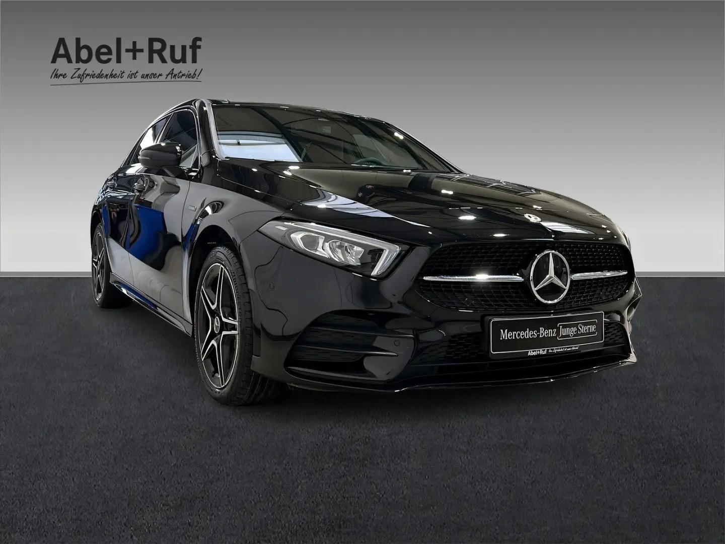 A 250 e AMG+MBUX+LED+NIGHT+CarPlay+Kamera+AHK+18