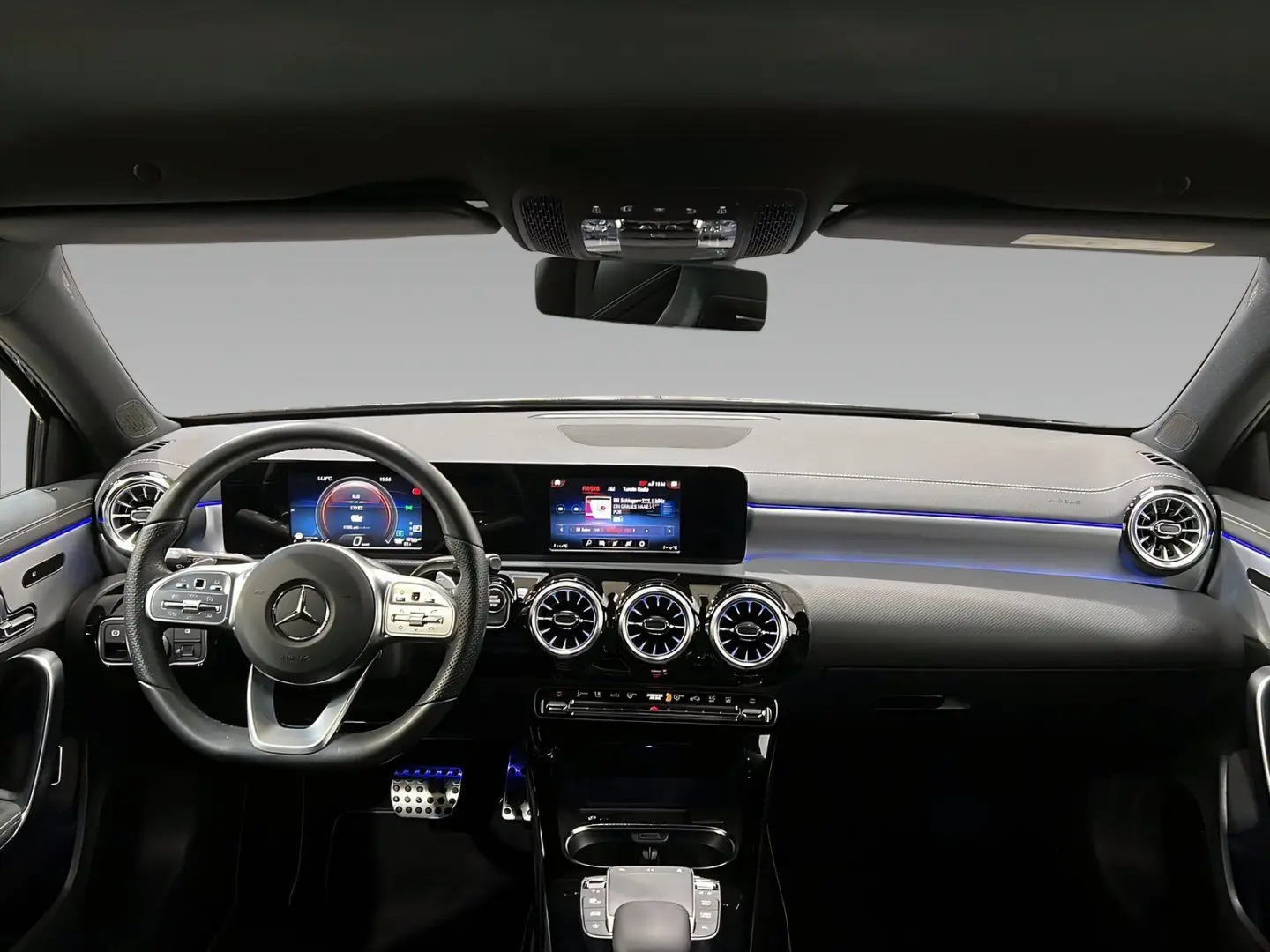 A 250 e AMG+MBUX+LED+NIGHT+CarPlay+Kamera+AHK+18