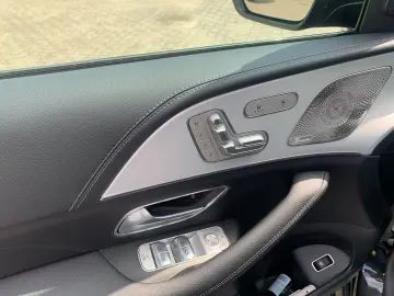 GLE 350 de 4M AMG 9G Pano Airmatic AHK Burmester