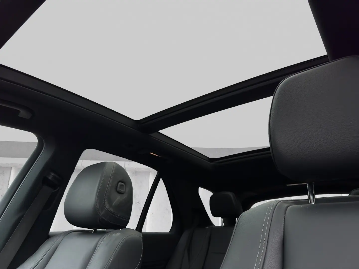 GLE 350 de 4M Pano AMG Mulibeam 360° AHK Distron
