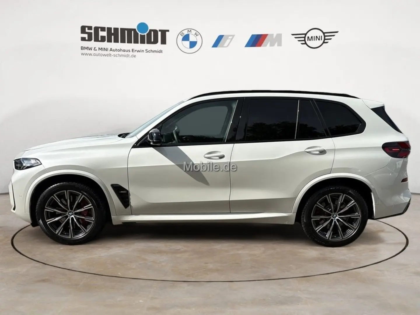 X5 M60i