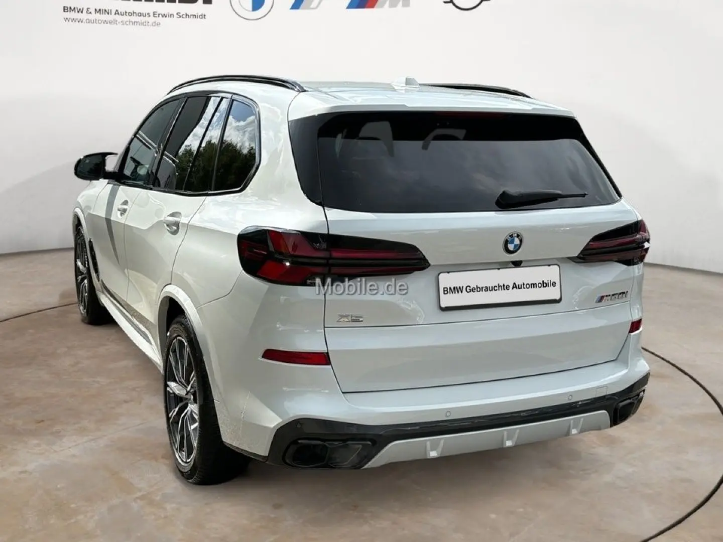 X5 M60i