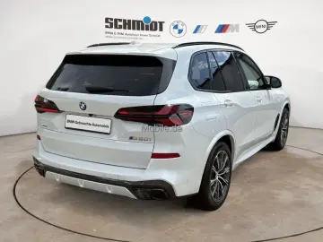 X5 M60i