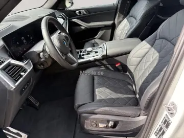 X5 M60i
