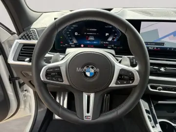 X5 M60i