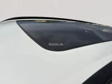 X5 M60i