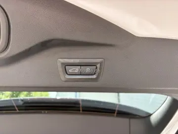 X5 M60i