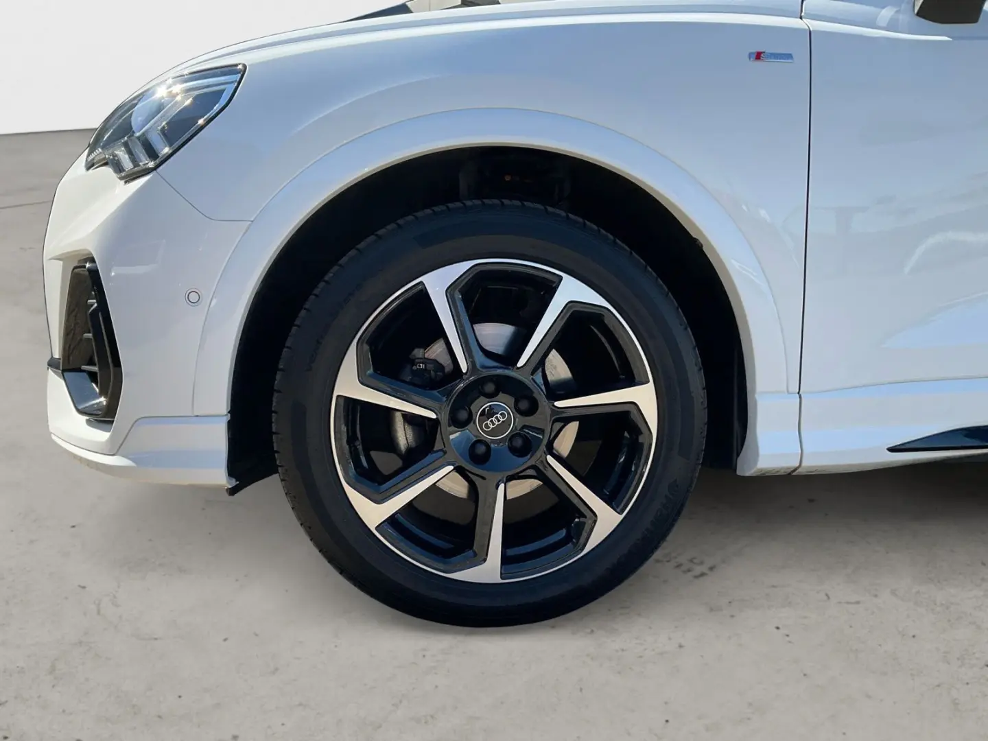 Q3 35 TFSI S line S tronic AHK LED Ambiente VCP