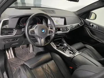 BMW X5 xDrive40d M Masaj pentru încălzire