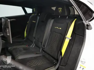 Lamborghini Urus Performante FullCarbon/FullADAS/RearSeat/23