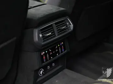 Lamborghini Urus Performante FullCarbon/FullADAS/RearSeat/23