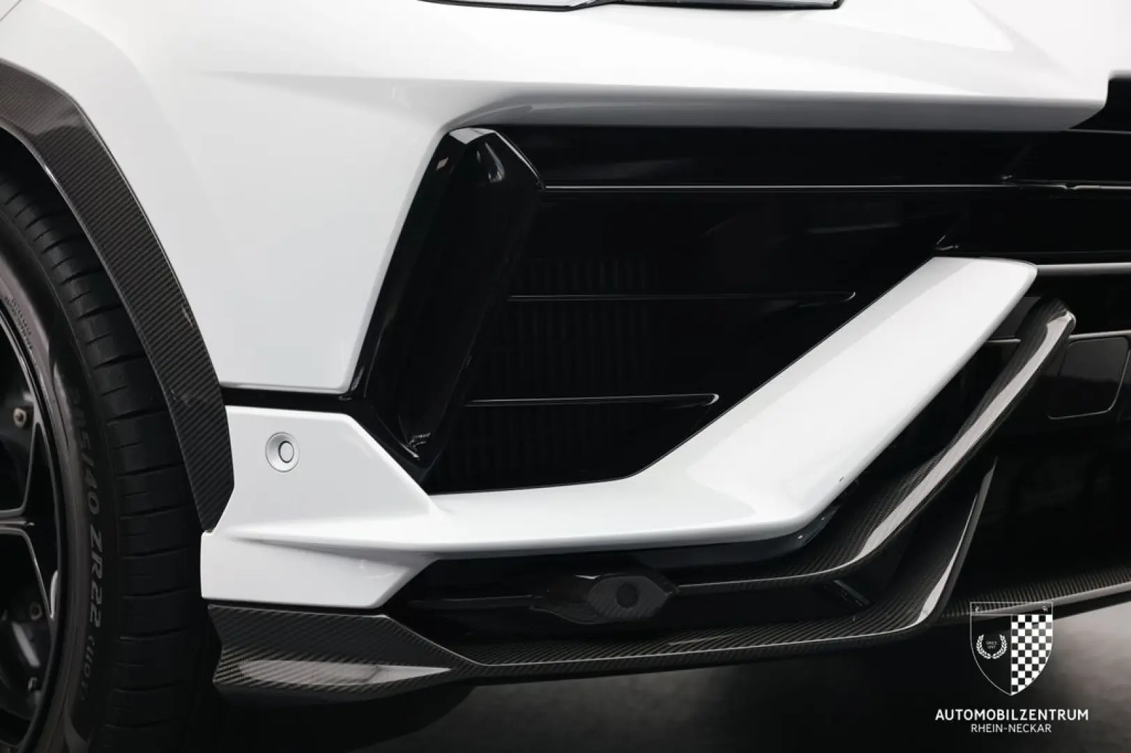 Lamborghini Urus Performante FullCarbon/FullADAS/RearSeat/23