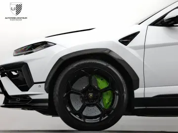 Lamborghini Urus Performante FullCarbon/FullADAS/RearSeat/23