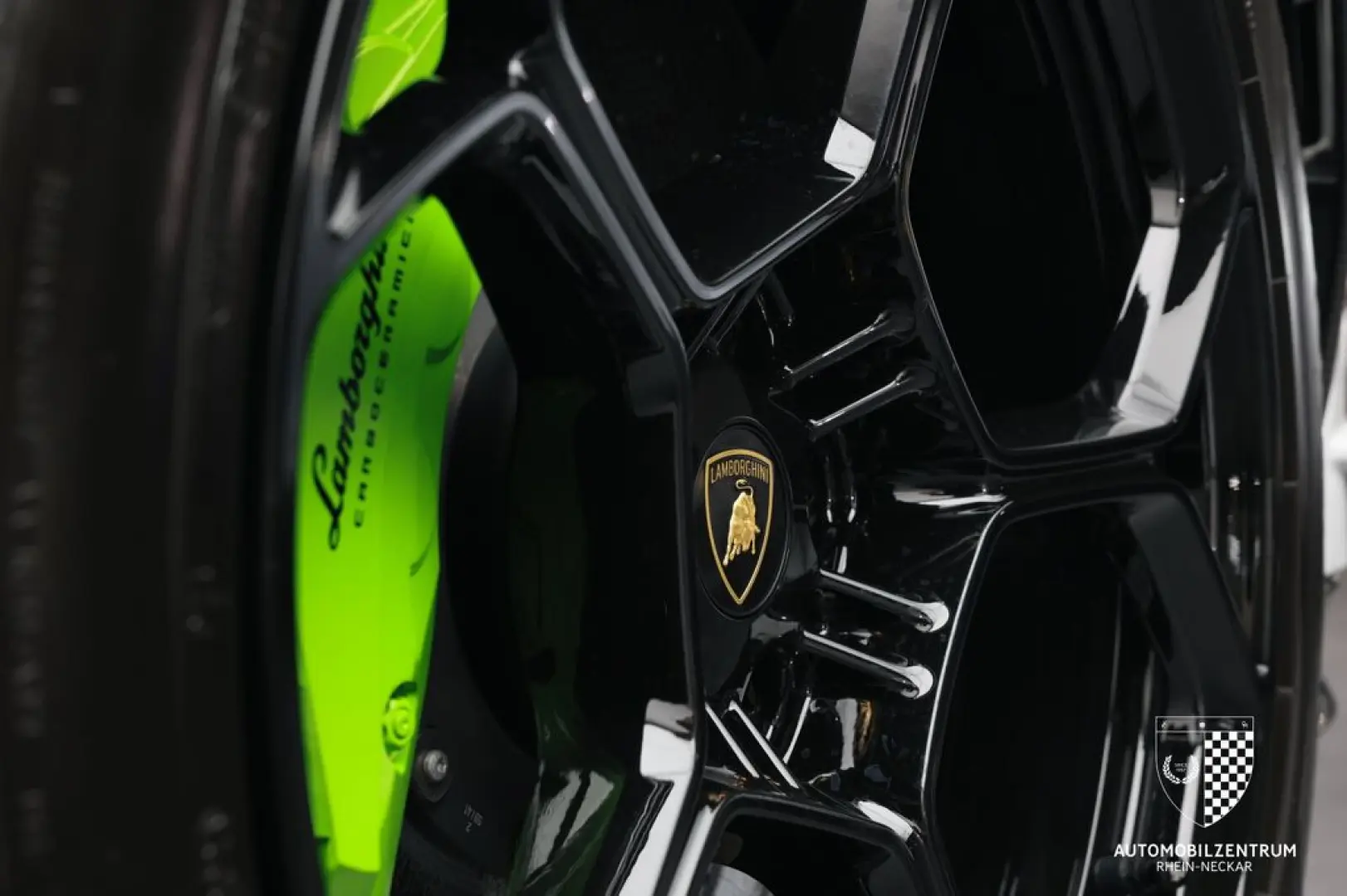 Lamborghini Urus Performante FullCarbon/FullADAS/RearSeat/23