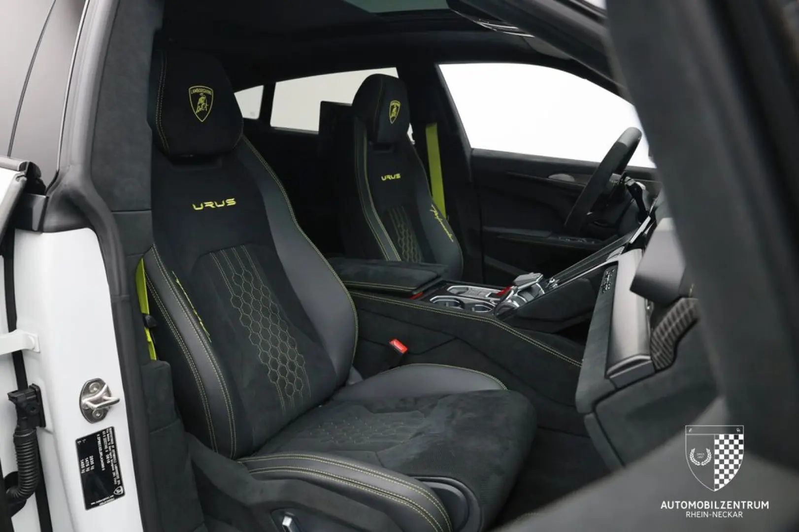 Lamborghini Urus Performante FullCarbon/FullADAS/RearSeat/23