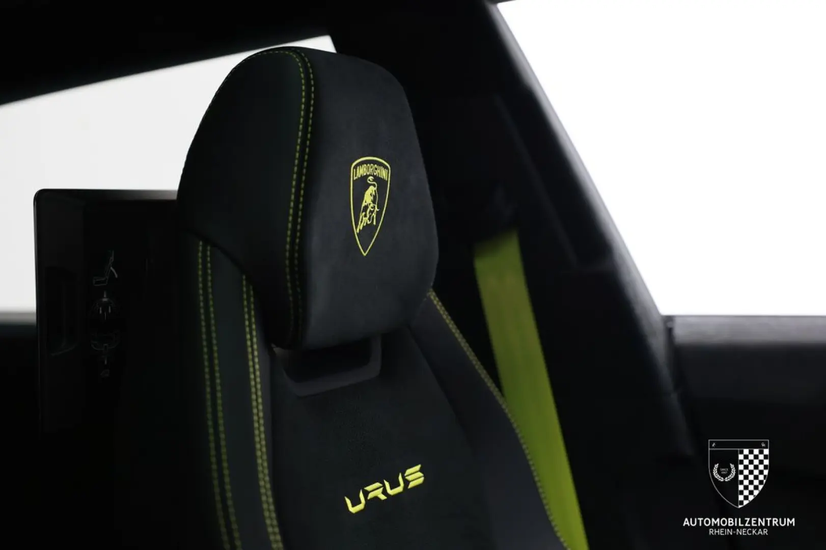 Lamborghini Urus Performante FullCarbon/FullADAS/RearSeat/23