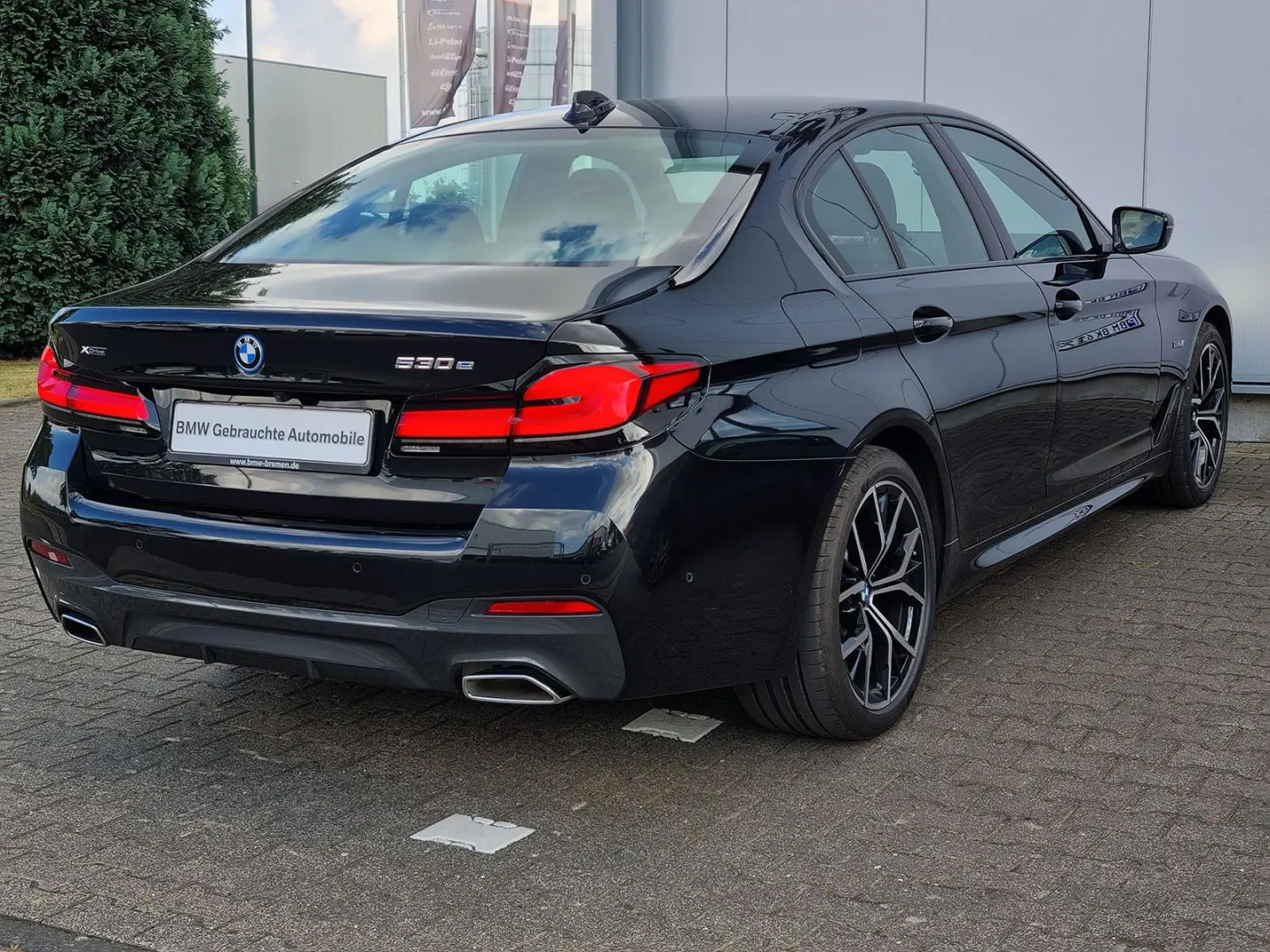 530e xDrive M-SPORT~HEAD-UP~LASER~DR.ASS.PRO~19