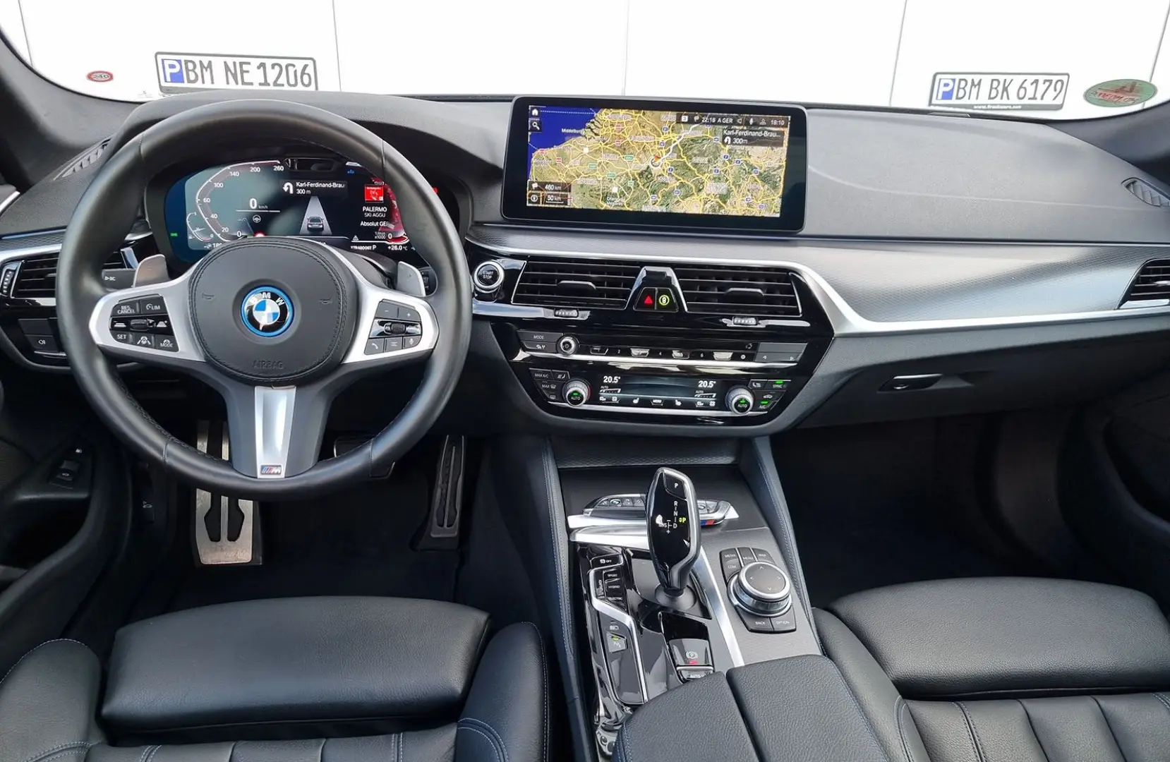 530e xDrive M-SPORT~HEAD-UP~LASER~DR.ASS.PRO~19
