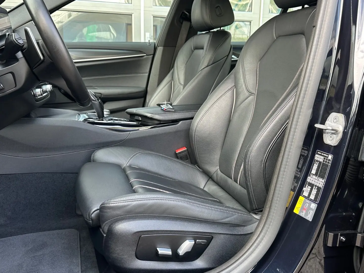 530e xDr M SPORT*DRIVING*LASER*KAM360°*KEY*