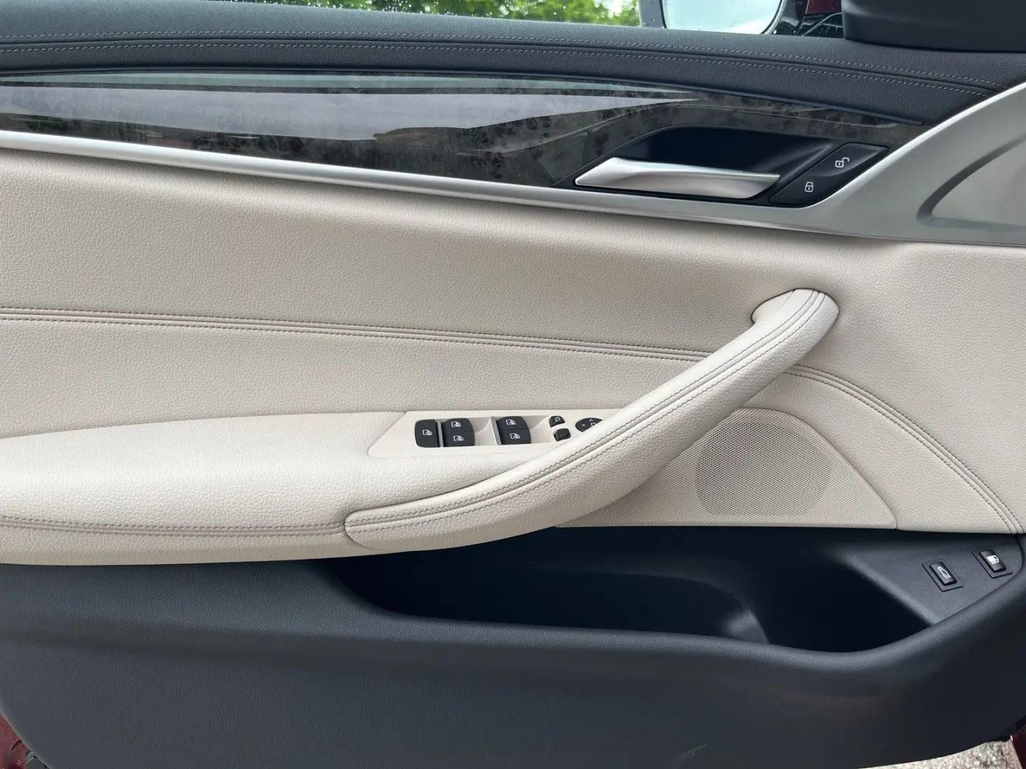 530e xDrive Limousine Head-Up Laser RFK