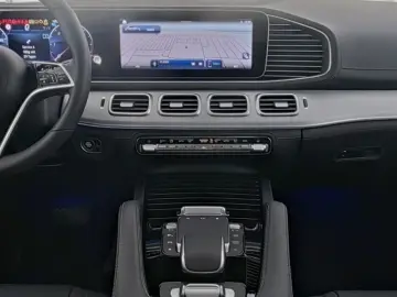GLE 300 d 4M AMG Line Premium Night Airmatic AHK