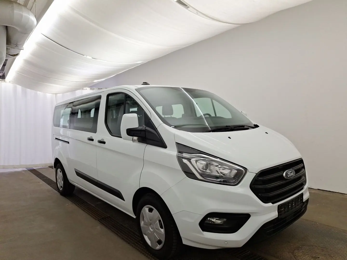 Transit Custom Kombi 340 L2 Trend 9-Sitzer Navi