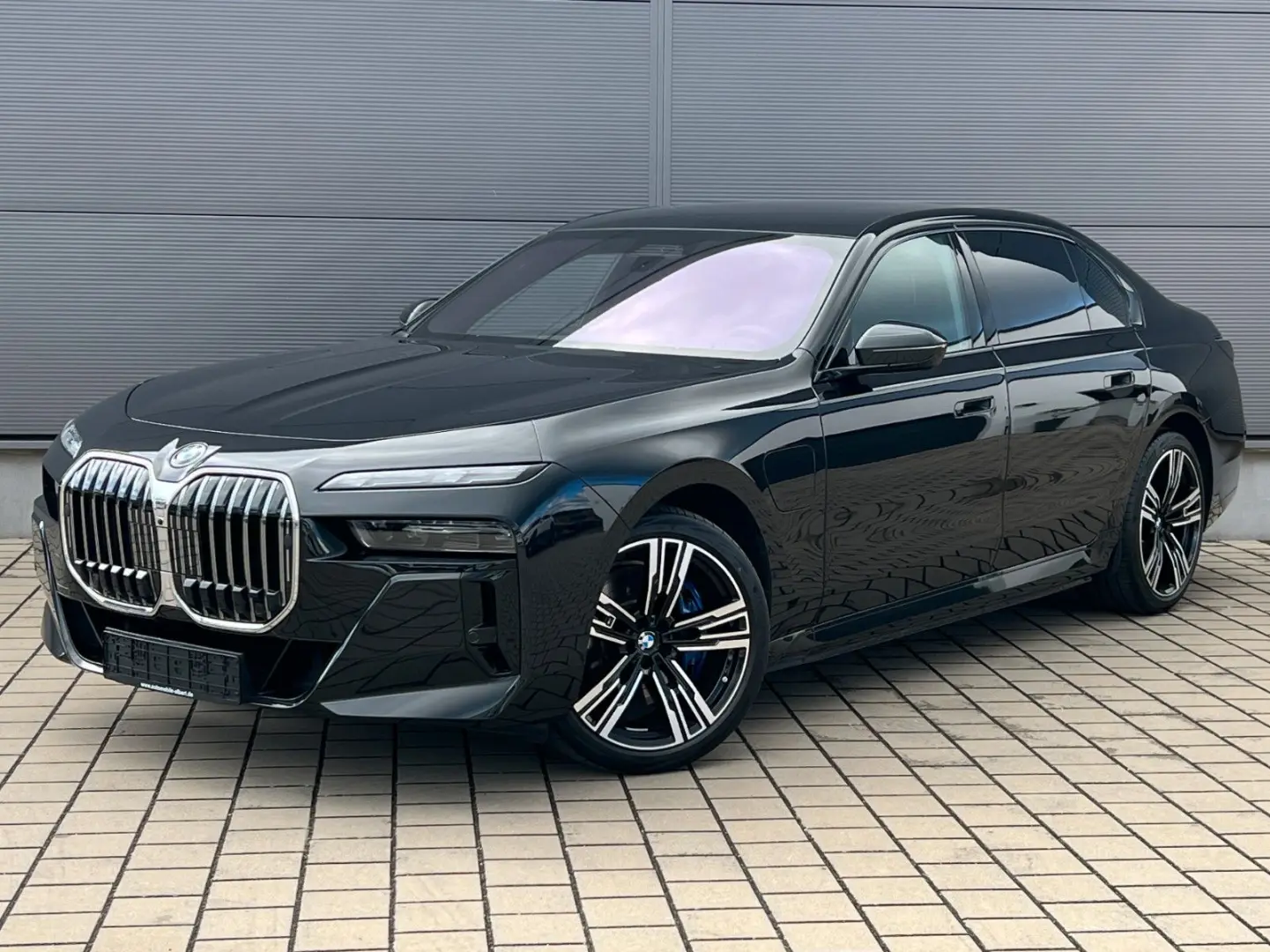 750e Lim xDrive M Sport*Integral*Pano Sky*Lounge