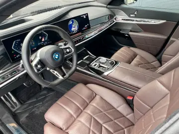 750e Lim xDrive M Sport*Integral*Pano Sky*Lounge