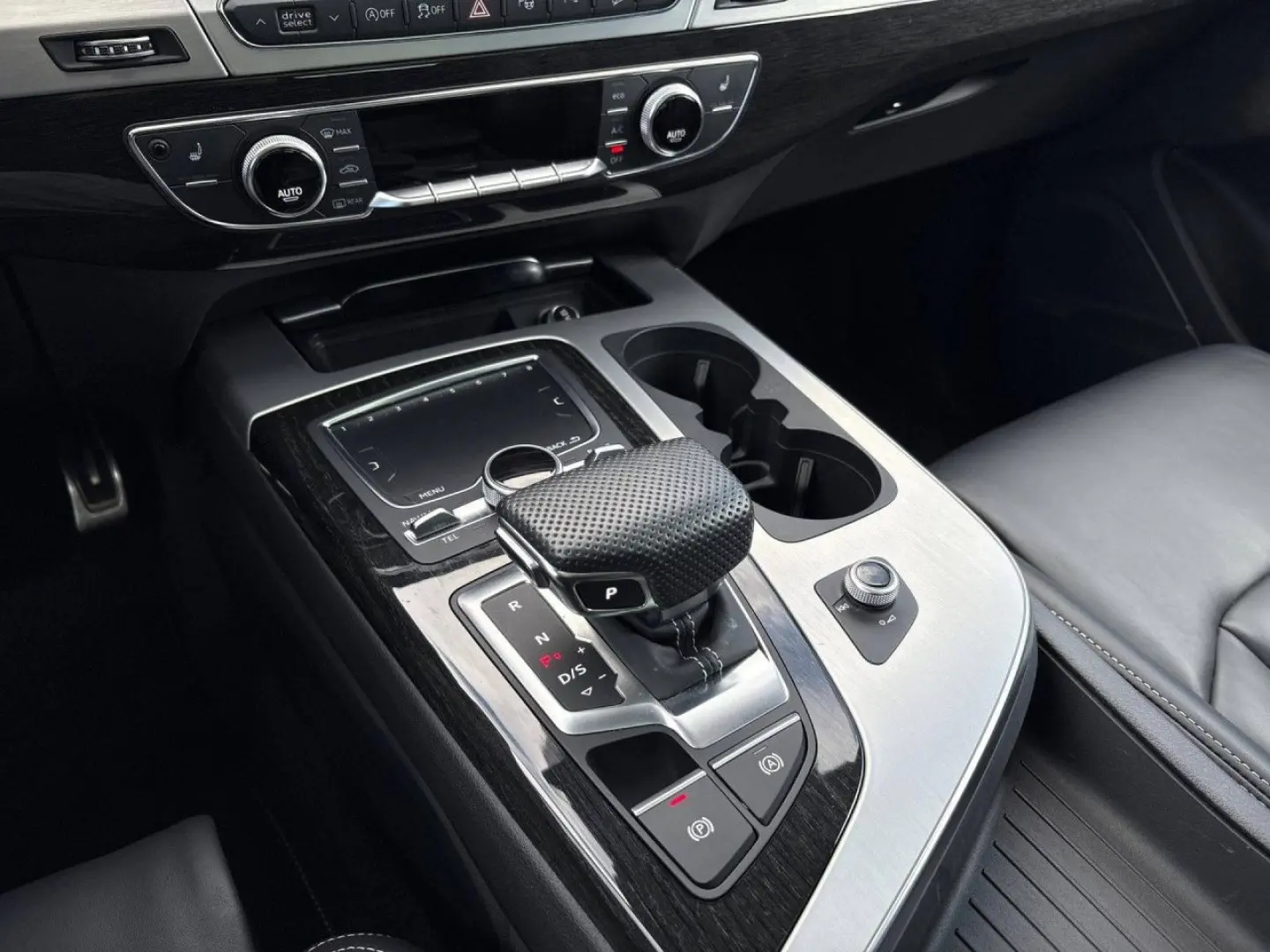 Q7 50 TDI quattro S Line Pano,HuD,AHK,Nachtsicht
